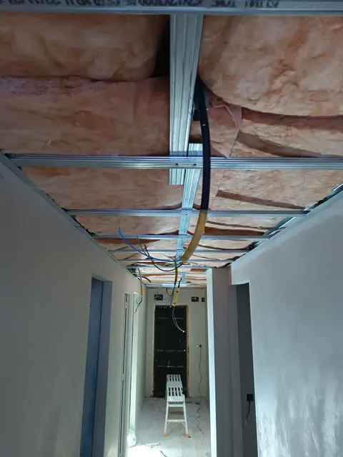 Distribución interior realizada con placas de yeso laminado